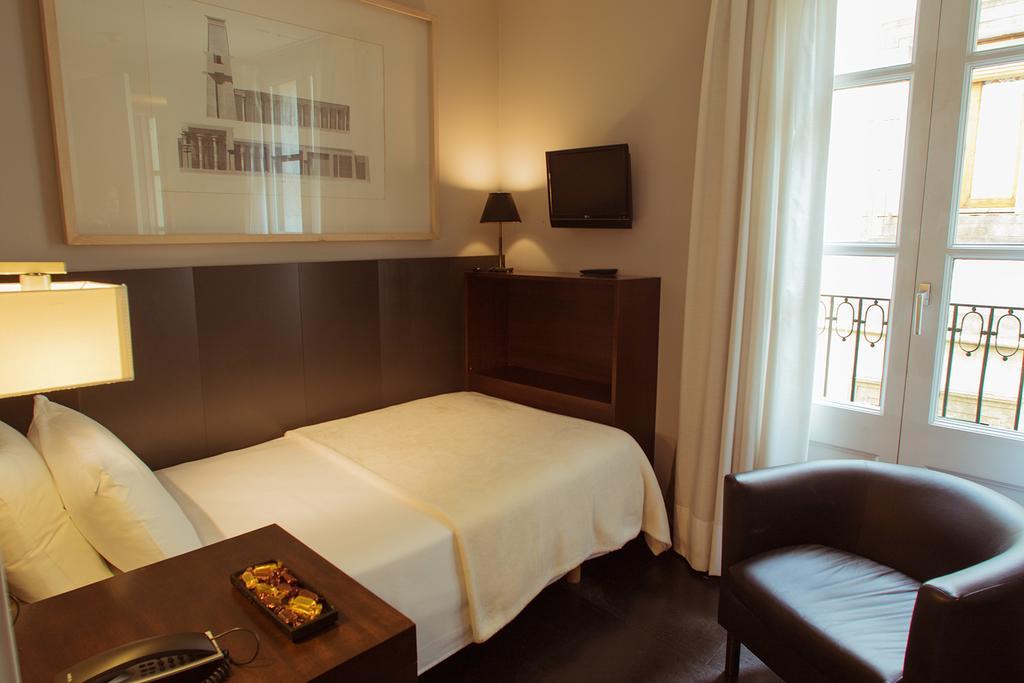 Hotel Banys Orientals Барселона Экстерьер фото
