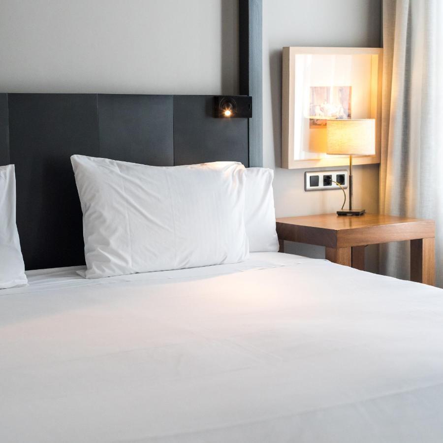 Hotel Banys Orientals Барселона Экстерьер фото